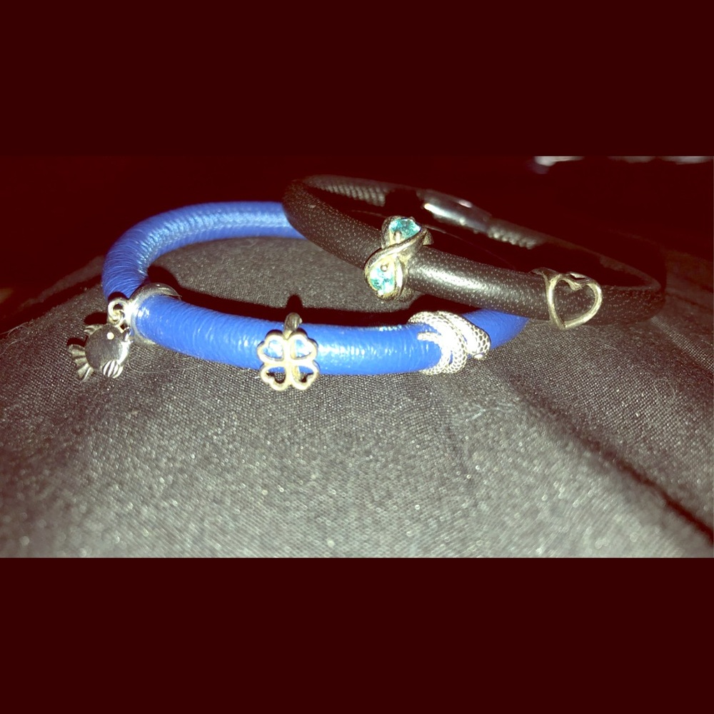 Endless bracelets & pendants
